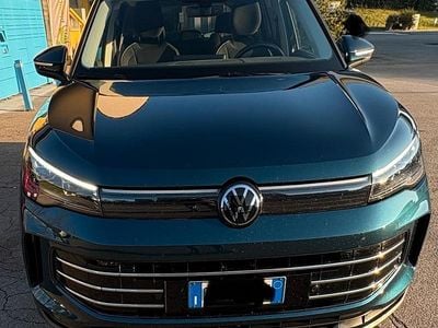 Usata VW Tiguan Elegance 150 CV (110 kW) 2024 Verde SUV