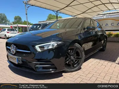 Usata Mercedes A180 AMG line 116 CV (85 kW) 2022 Nero Berlina
