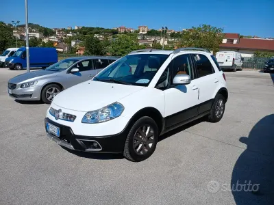 Usata Fiat Sedici 135 CV (99 kW) 2013 Bianco SUV