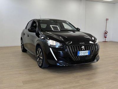 Usata Peugeot 208 GT-line 101 CV (74 kW) 2019 Nero Utilitaria