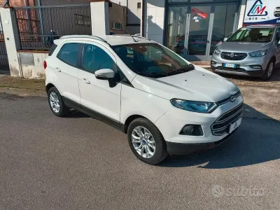 Usata Ford Ecosport 125 CV (91 kW) 2016 Bianco SUV