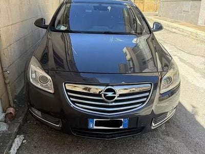Usata Opel Insignia Cosmo 131 CV (96 kW) 2009 Grigio Station wagon