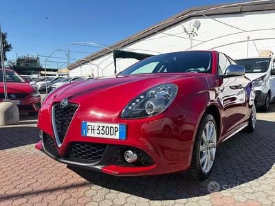 Usata Alfa Romeo Giulietta Super 120 CV (88 kW) 2017 Rosso Utilitaria