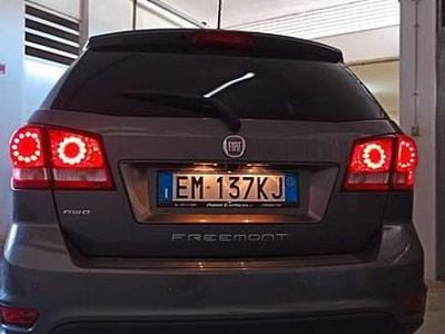Usata Fiat Freemont 170 CV (125 kW) 2012 Grigio SUV