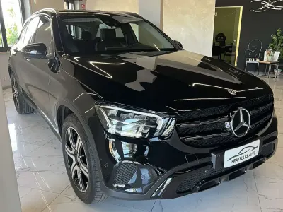 Usata Mercedes GLC200 197 CV (144 kW) 2020 Nero SUV