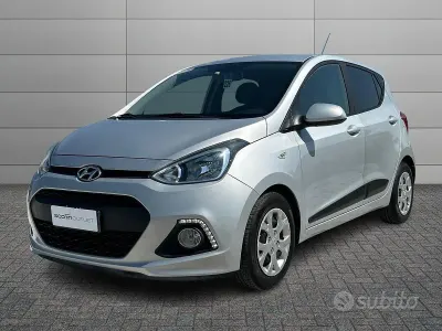 Usata Hyundai i10 Comfort 67 CV (49 kW) 2016 Grigio Utilitaria