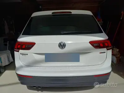 Usata VW Tiguan 150 CV (110 kW) 2018 Bianco SUV