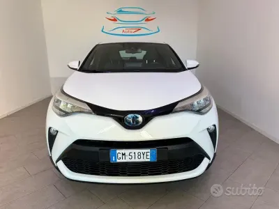 Usata Toyota C-HR Sport 98 CV (72 kW) 2023 Bianco SUV