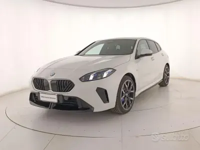 Usata BMW 118 M Sport 150 CV (110 kW) 2025 Bianco Utilitaria