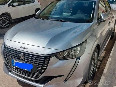 Usata Peugeot 208 Active 75 CV (55 kW) 2021 Grigio Utilitaria