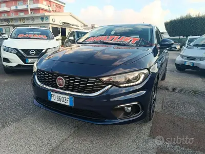 Usata Fiat Tipo Lounge 95 CV (69 kW) 2016 Bluazzurro Berlina