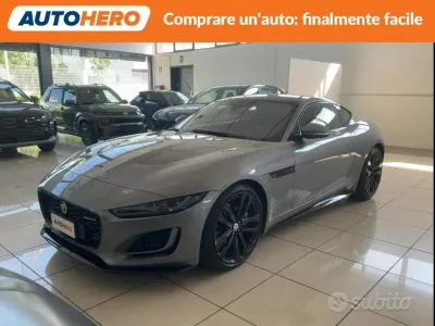 Usata Jaguar F-Type R-Dynamic 300 CV (220 kW) 2022 Grigio Coupé