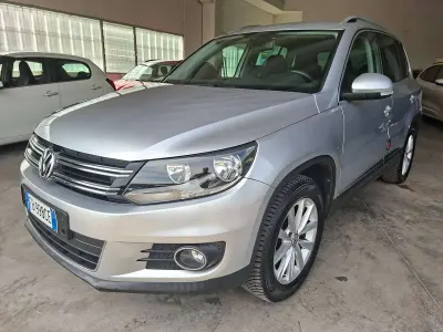 Usata VW Tiguan Sportline 150 CV (110 kW) 2015 Argento SUV