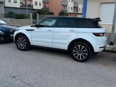 Usata Land Rover Range Rover evoque Dynamic 150 CV (110 kW) 2017 Bianco Station wagon
