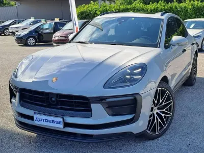 Usata Porsche Macan 265 CV (194 kW) 2022 Grigio SUV