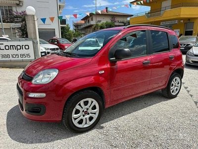 Usata Fiat Panda Pop 85 CV (62 kW) 2015 Rosso Utilitaria