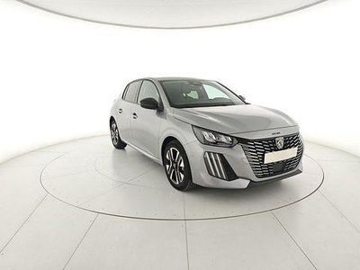 Usata Peugeot 208 Allure 101 CV (74 kW) 2025 Argento Utilitaria