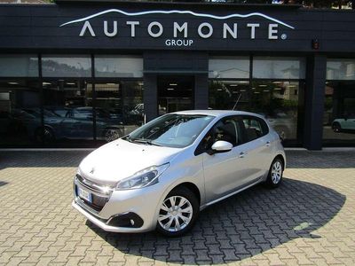 Usata Peugeot 208 82 CV (60 kW) 2018 Argento Utilitaria