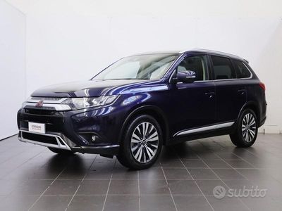 usata Mitsubishi Outlander 2.0 instyle bi-fuel gpl awd 7