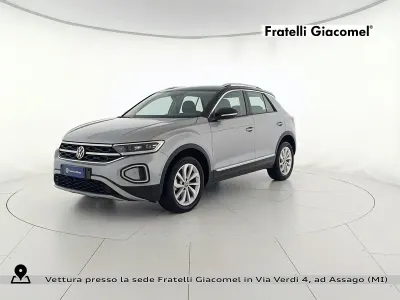 Usata VW T-Roc Style 116 CV (85 kW) 2025 Argento SUV