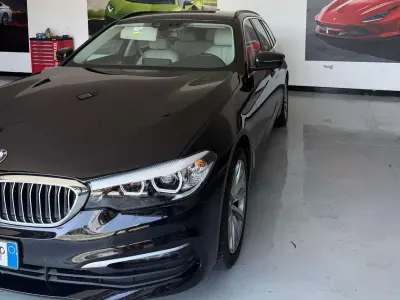 Usado BMW 530 Luxury Line 249 HP (183 kW) 2020 Preto Carrinha