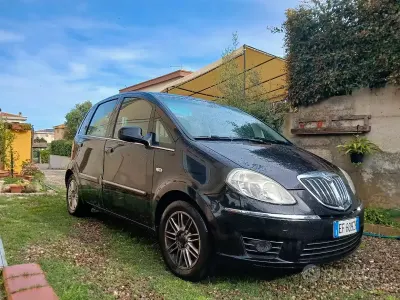 Usata Lancia Musa 95 CV (69 kW) 2010 Nero Monovolume
