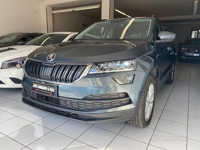 Usata Skoda Karoq Executive 116 CV (85 kW) 2019 Grigio SUV