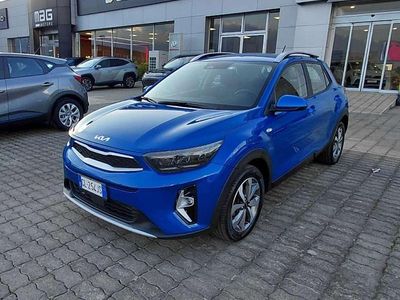 Usata Kia Stonic Urban 84 CV (61 kW) 2022 Blu/azzurro SUV