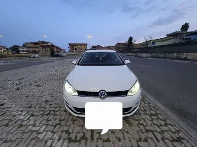 Usata VW Golf VII Trendline 90 CV (66 kW) 2016 Berlina