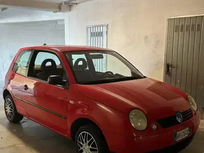 Usata VW Lupo 50 CV (36 kW) 2001 Rosso Utilitaria