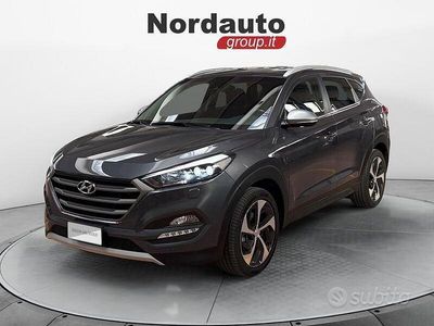 Grigio Usata 2017 Hyundai Tucson Xpossible SUV | 16.900 € (Buon prezzo)