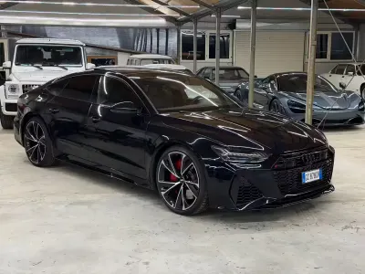 Usata Audi RS7 599 CV (440 kW) 2021 Blu Utilitaria