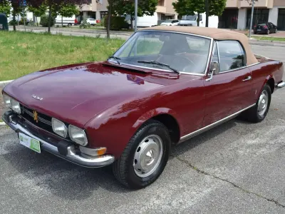 Usata Peugeot 504 97 CV (71 kW) 1977 Bordeaux Cabrio