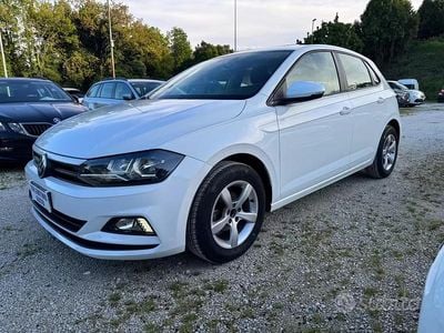 Begagnad VW Polo Trendline 90 HK (66 kW) 2019 Vit Halvkombi