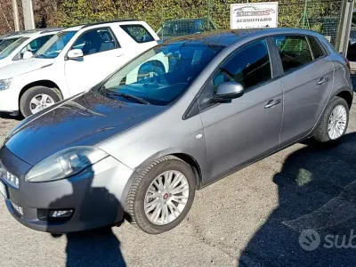 Usata Fiat Bravo Dynamic 105 CV (77 kW) 2011 Grigio Utilitaria