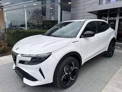 Nuova Alfa Romeo Junior Edizione Speciale 145 CV (106 kW) 2026 Bianco SUV