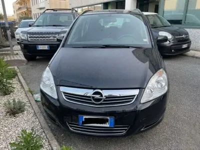 Usata Opel Zafira Edition 94 CV (69 kW) 2008 Monovolume