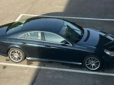 Usata Mercedes CLS350 276 CV (202 kW) 2005 Blu/azzurro Coupé