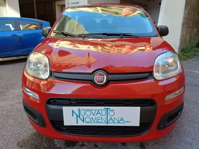 Nuova Fiat Panda Icon 69 CV (50 kW) 2026 Rosso Utilitaria