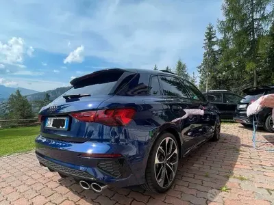 Usata Audi S3 Sport 310 CV (228 kW) 2023 Blu Berlina