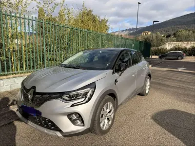 Usata Renault Captur Intens 101 CV (74 kW) 2020 SUV