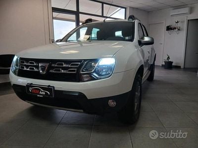 Usata Dacia Duster 110 CV (80 kW) 2014 Bianco SUV