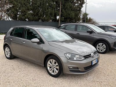 Usata VW Golf VII Trendline 110 CV (80 kW) 2014 Grigio Berlina