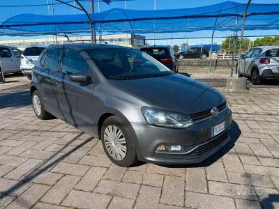 Begagnad VW Polo Comfortline 90 HK (66 kW) 2016 Grå Sedan