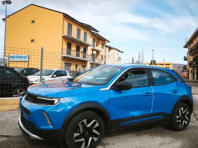 Usado Opel Mokka Elegance 110 CV (80 kW) 2023 Azul SUV