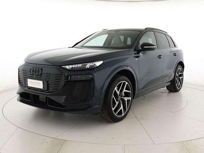 Nuova Audi Q6 e-tron S-Line 350 kW (476 CV) 2026 Blu plasma metallizzato SUV