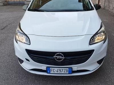 Usata Opel Corsa 90 CV (66 kW) 2016 Bianco Utilitaria