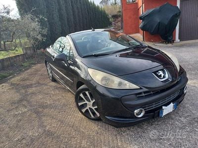 Usata Peugeot 207 CC 109 CV (80 kW) 2008 Nero Cabrio