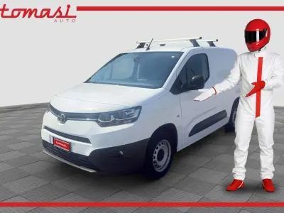 Usata Toyota Proace City City 102 CV (75 kW) 2021 Bianco Monovolume