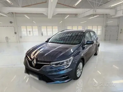 Occasion Renault Mégane GrandTour Business 115 PK (84 kW) 2020 Grijs Stationwagen